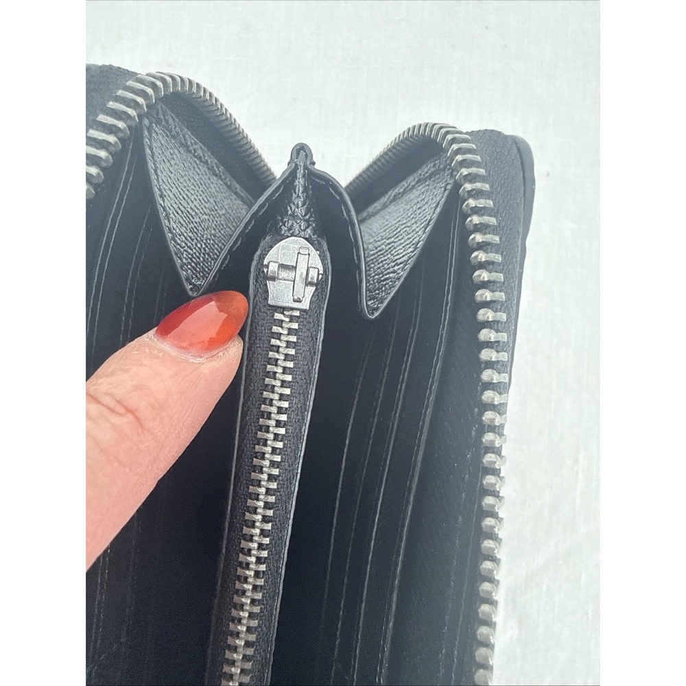 Coach Leather Continental Accordion Zip Black Signature Debossed Wallet READ - Picture 4 of 9